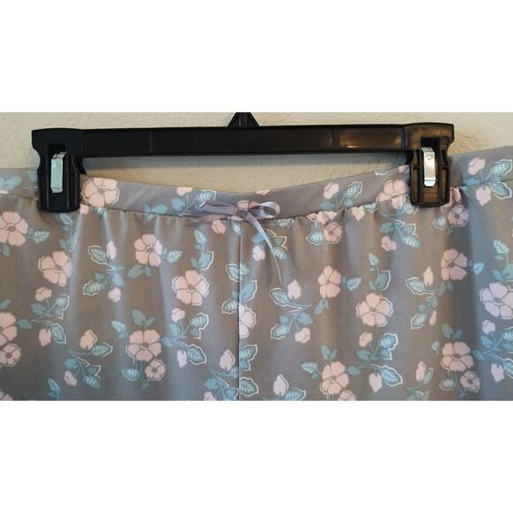 Nanette Lepore women's  2pc robe and Short Sleepwear Sz L/G. - Picture 8 of 16